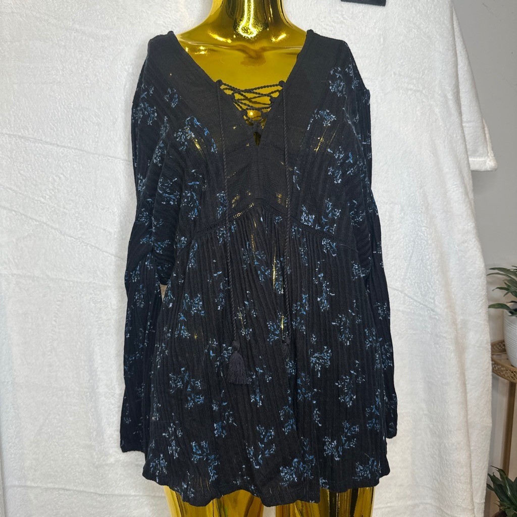 Prairie Boho Lucky Brand Black Blue Floral Crinkle Gauze Lace Up Peasant Top XL