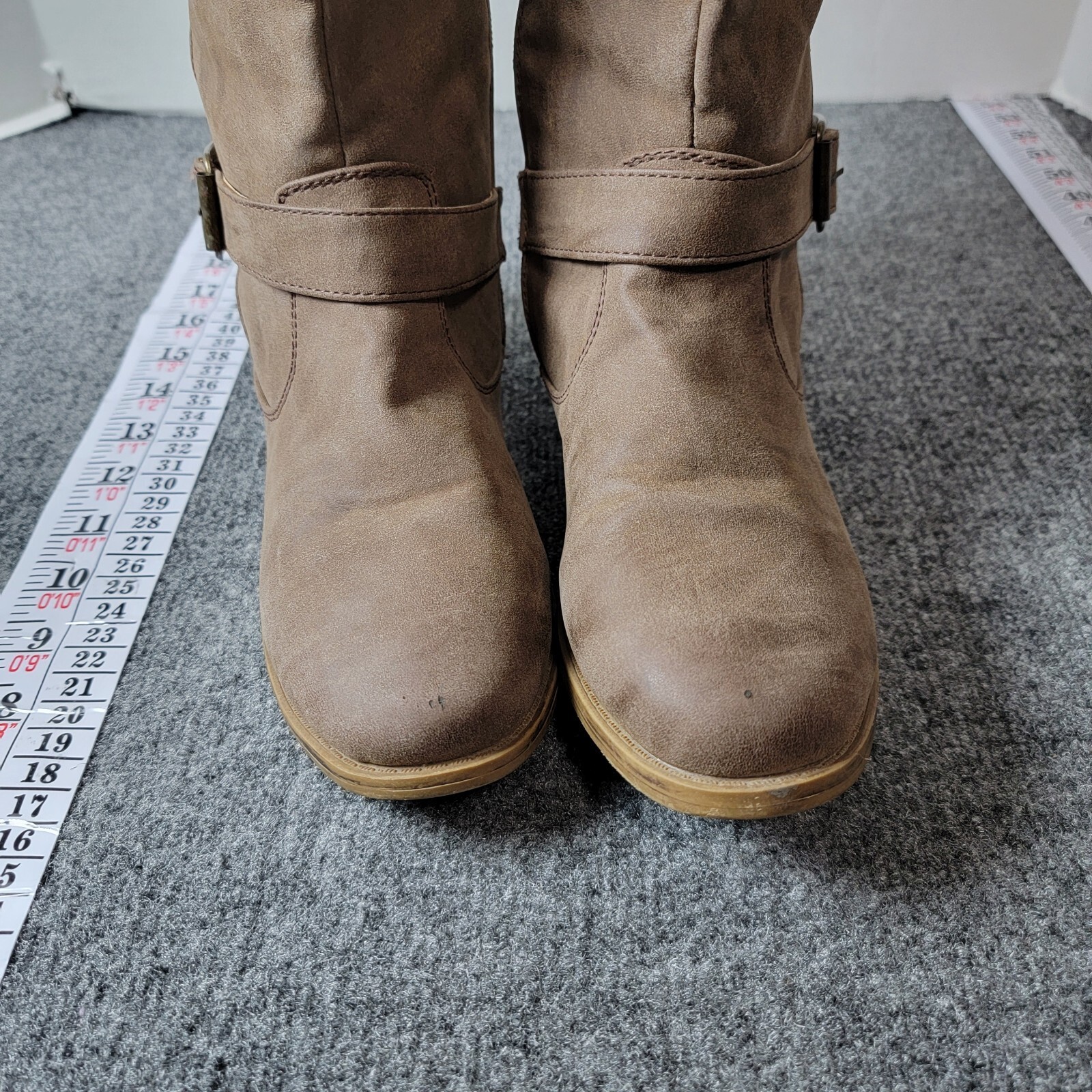 Brown Tall Buckle Accent Boots – Size 8