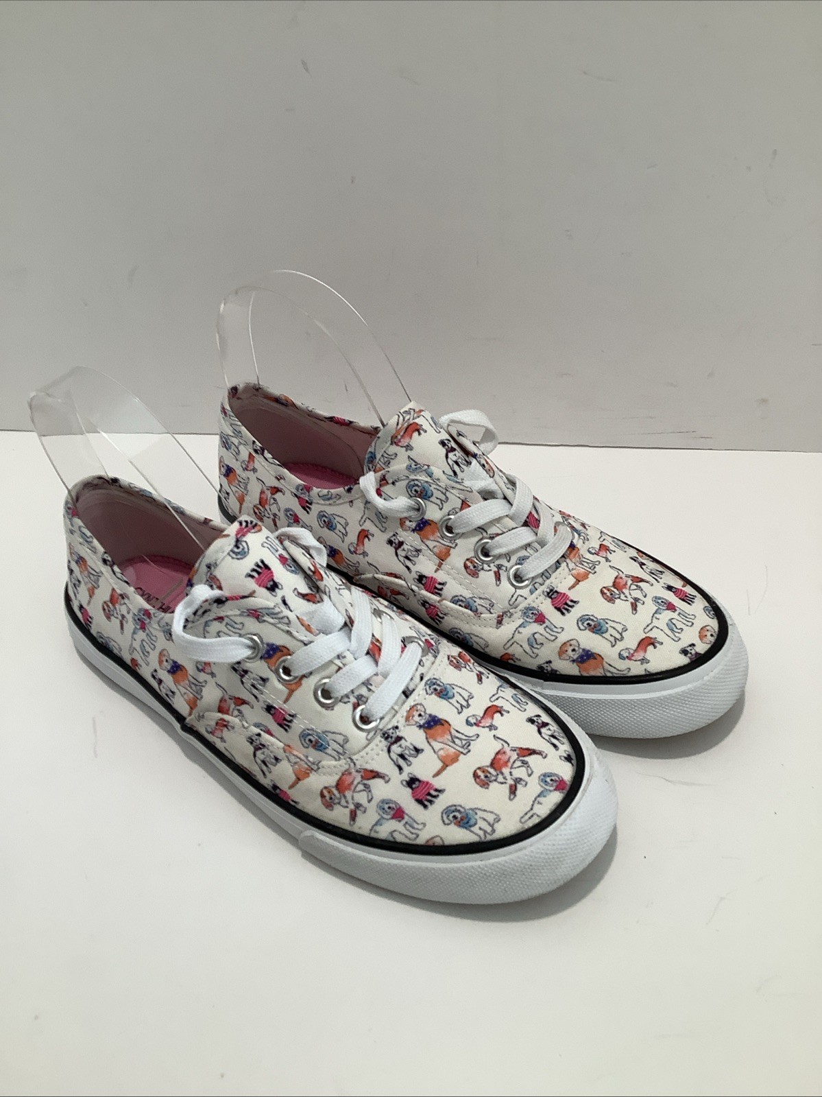 Cynthia Rowley Dog Print All Over White 408269 Sneakers Womens Size 7.5M Exc