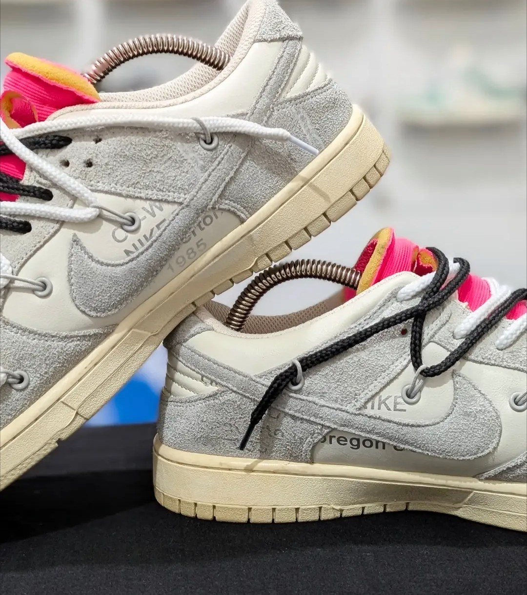 Size 9 – Off-White x Nike Dunk Low Lot 38 of 50