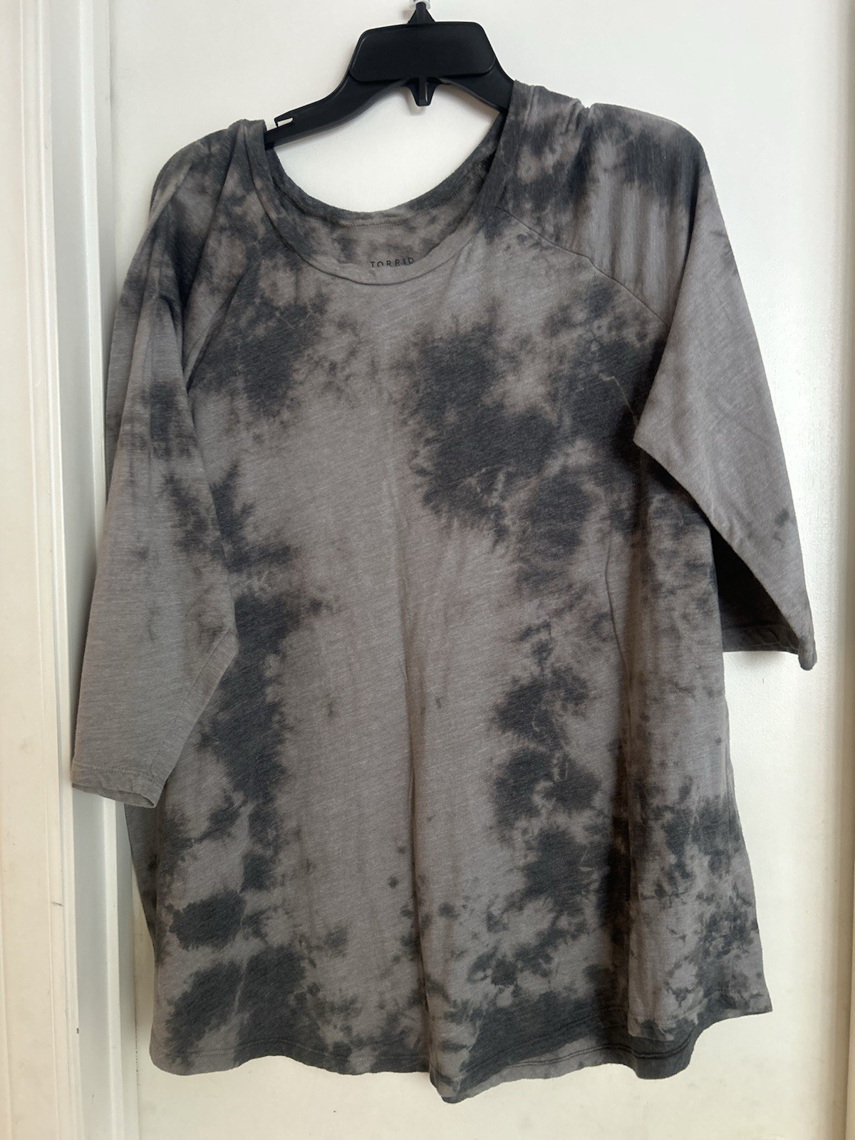 Torrid Women’s Classic Fit Tie Dye Top 3/4 Sleeve Size 3