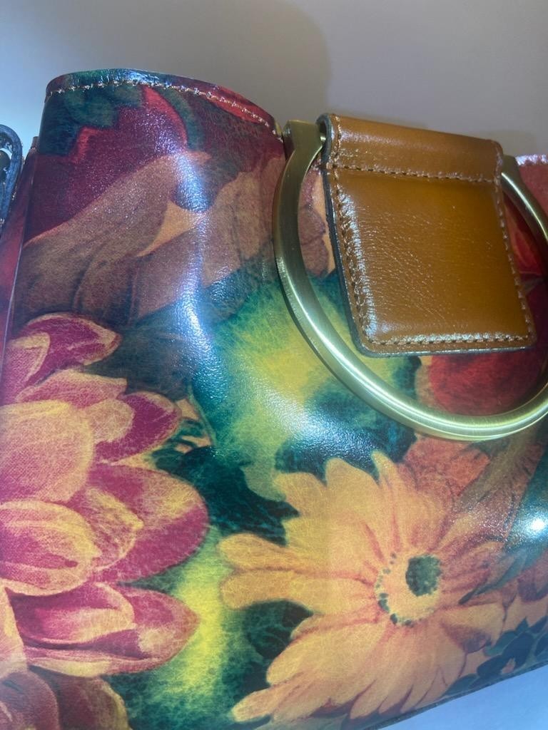 NWT_Patricia Nash_Renna Floral Satchel_Metal Accents_Leather Strap_Crossbody