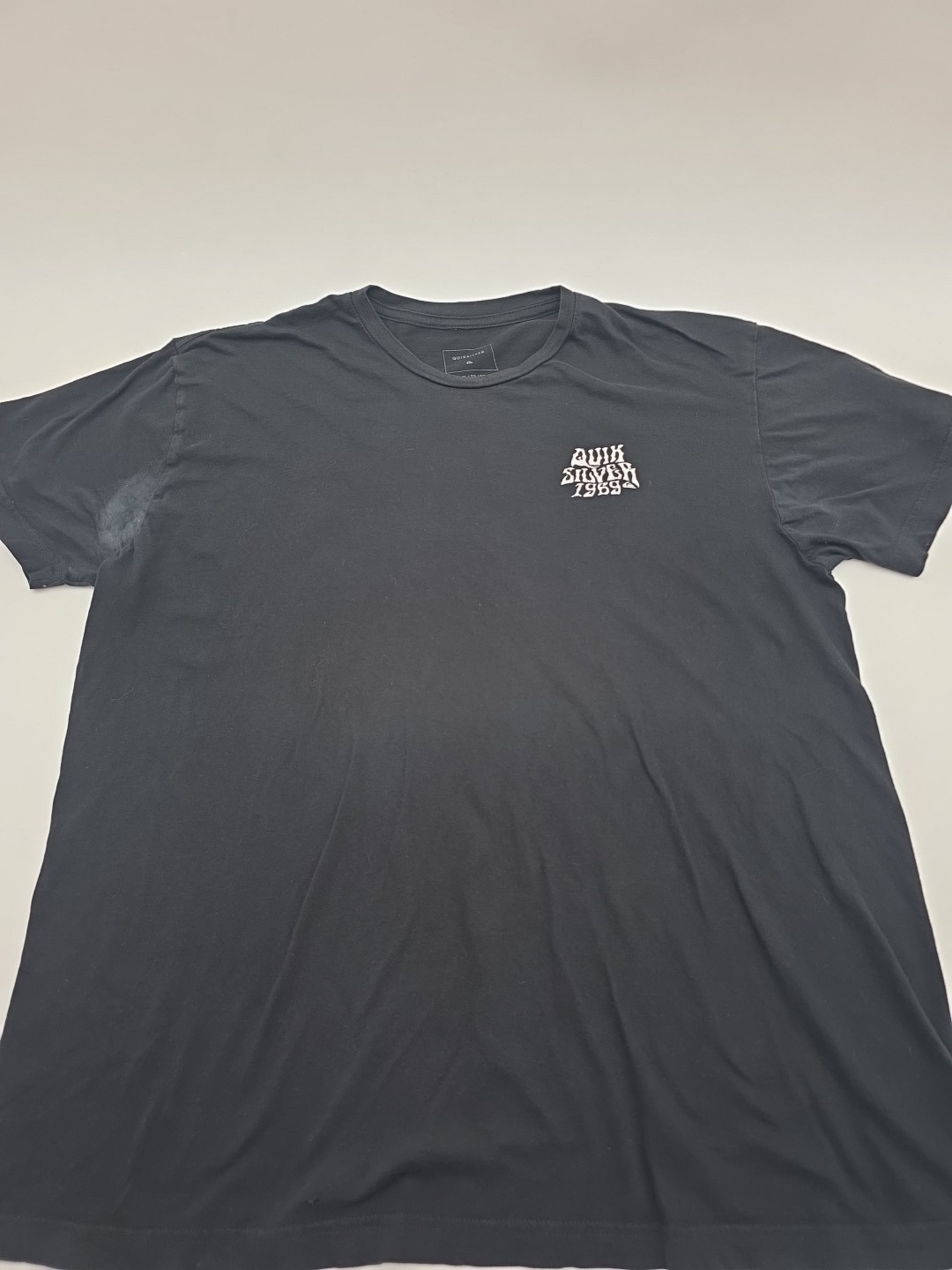 Quiksilver T- shirt Men XL Black Graphic Print Logo …#41846