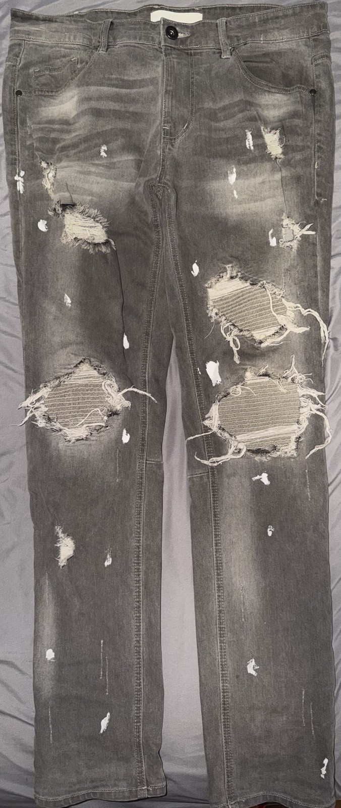KDNK Men’s Gray Distressed Skinny Slim Fit Mid Rise Stretch 5-Pocket Jeans