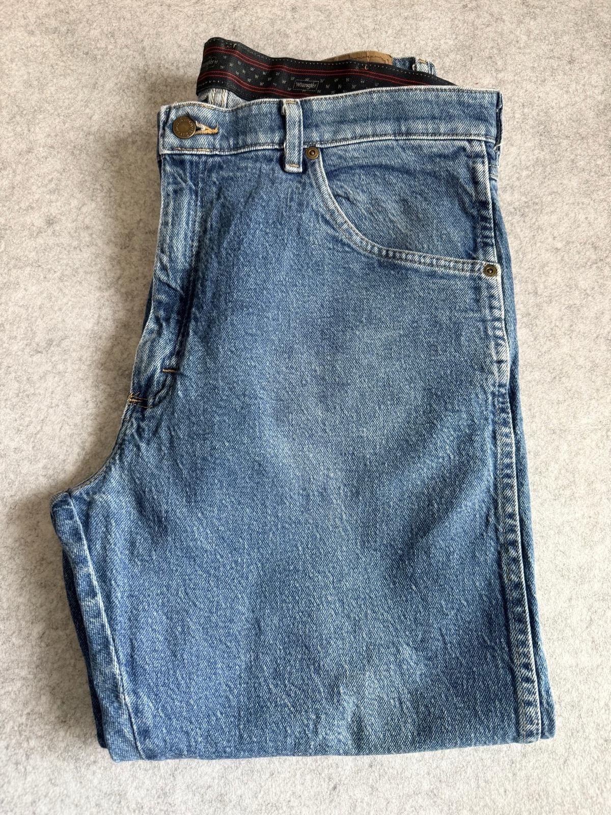 Wrangler Men’s Regular Fit Premium Quality Jeans Blue, W36 L29 Good Condition.