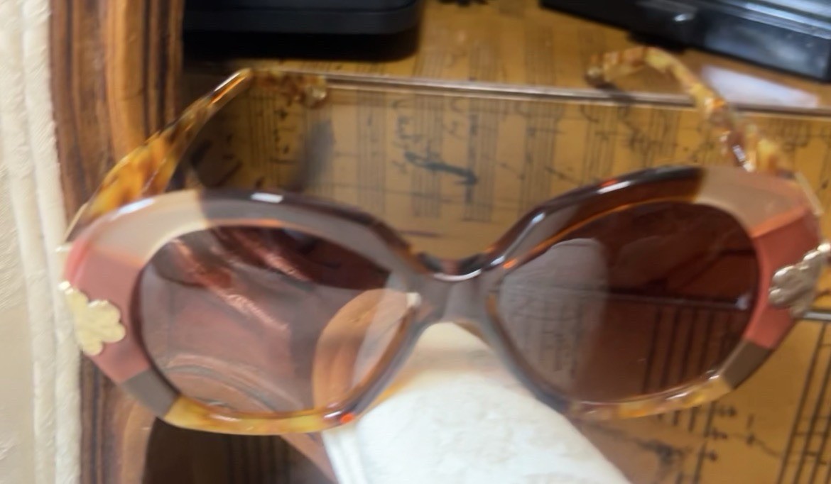 Chloé Women’s Oversized Tortoise Shell Brown Gradient Sunglasses UV400 135mm