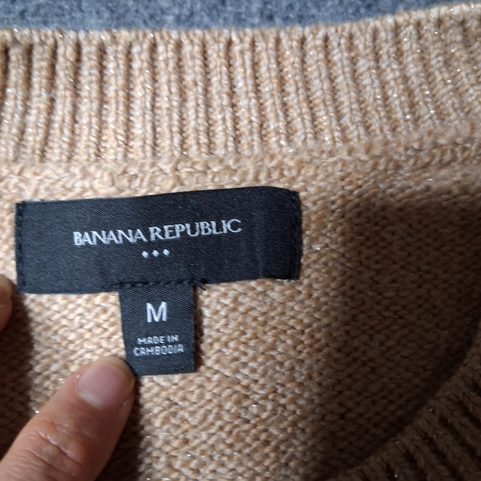 Banana Republic Women’s M Metallic Shimmer Sweater Beige Crew Neck Pullover