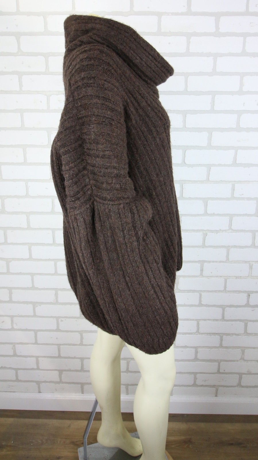 Source Unknown Becca Oversized High Roll Knit Pullover Womens OS Brown $240
