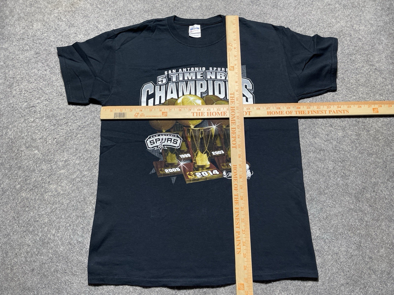 Medium San Antonio Texas Go Spurs Go 5x Champions Shirt NBA Finals Trophies