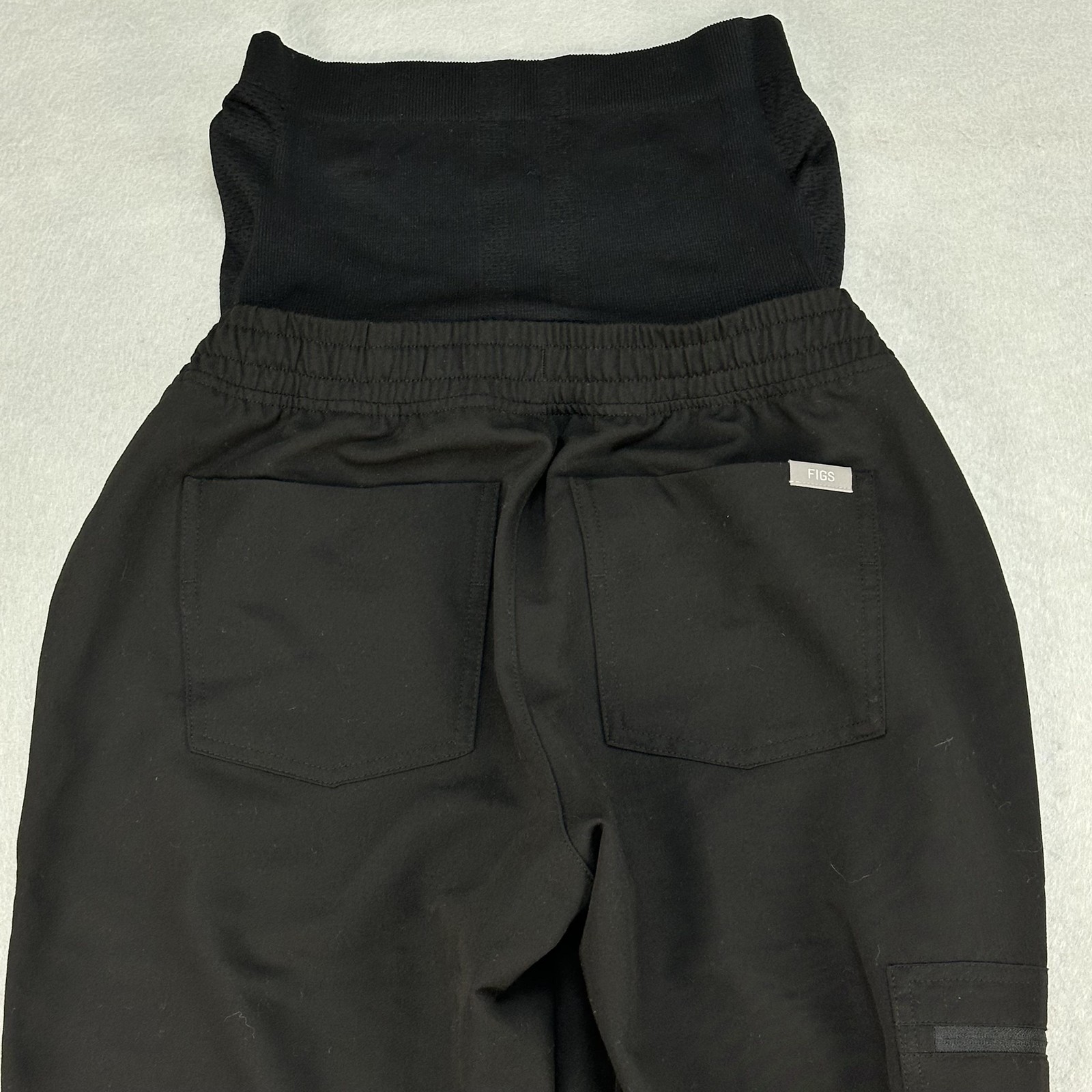 FIGS Maternity Jogger Pants Womens XS Black Cargo Scrub W22SW2006P Pockets