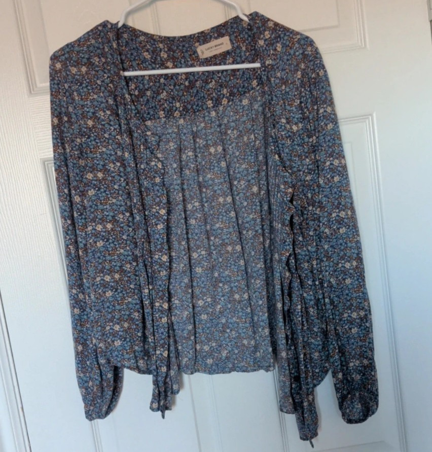 Lucky Brand Women’s Blue Floral V-Neck Long Sleeve Button-Front Blouse L