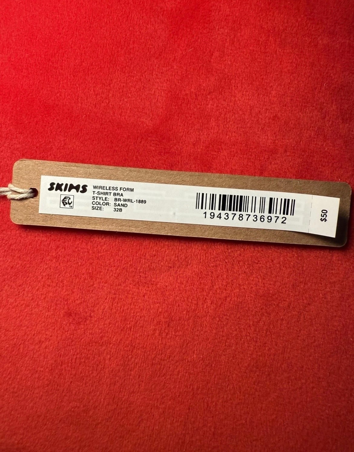 NWT Skims Wireless Form T-Shirt Bra Color sand Size 32B