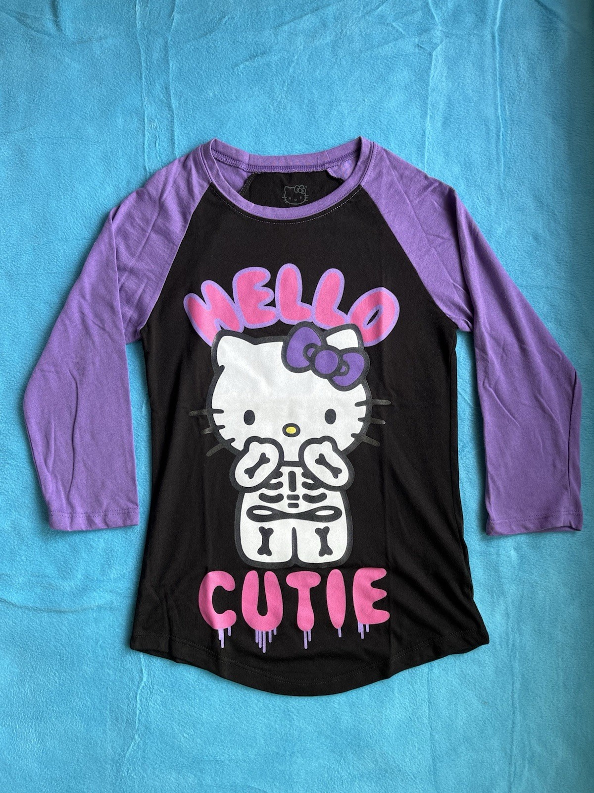 Hello Kitty Women’s S Raglan 3/4 Sleeve Graphic T-Shirt Black Purple Crew Neck