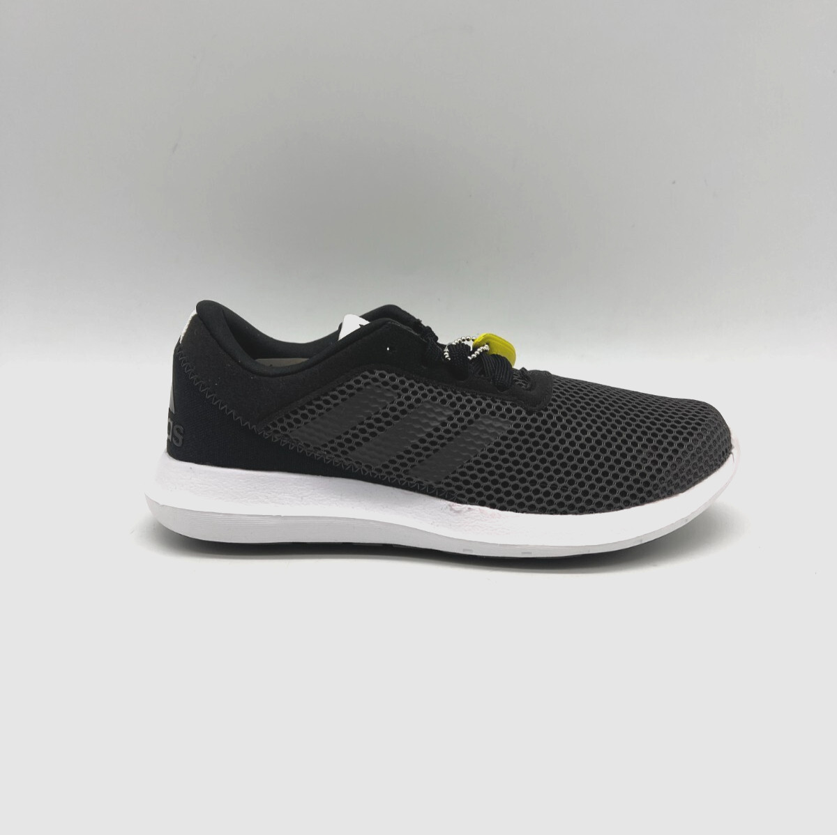 adidas element refresh 3 W Black/Gray Running wmn’s size 6 US-37 1/3 EU BY2886