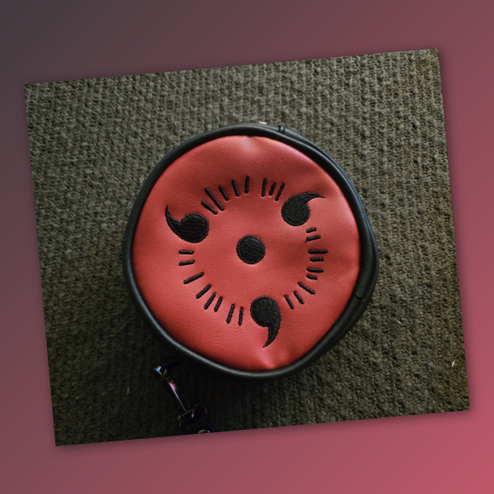 Naruto Shippuden Sharingan Eye | Round Wristlet Coin Pouch — Bioworld/Spencer’s