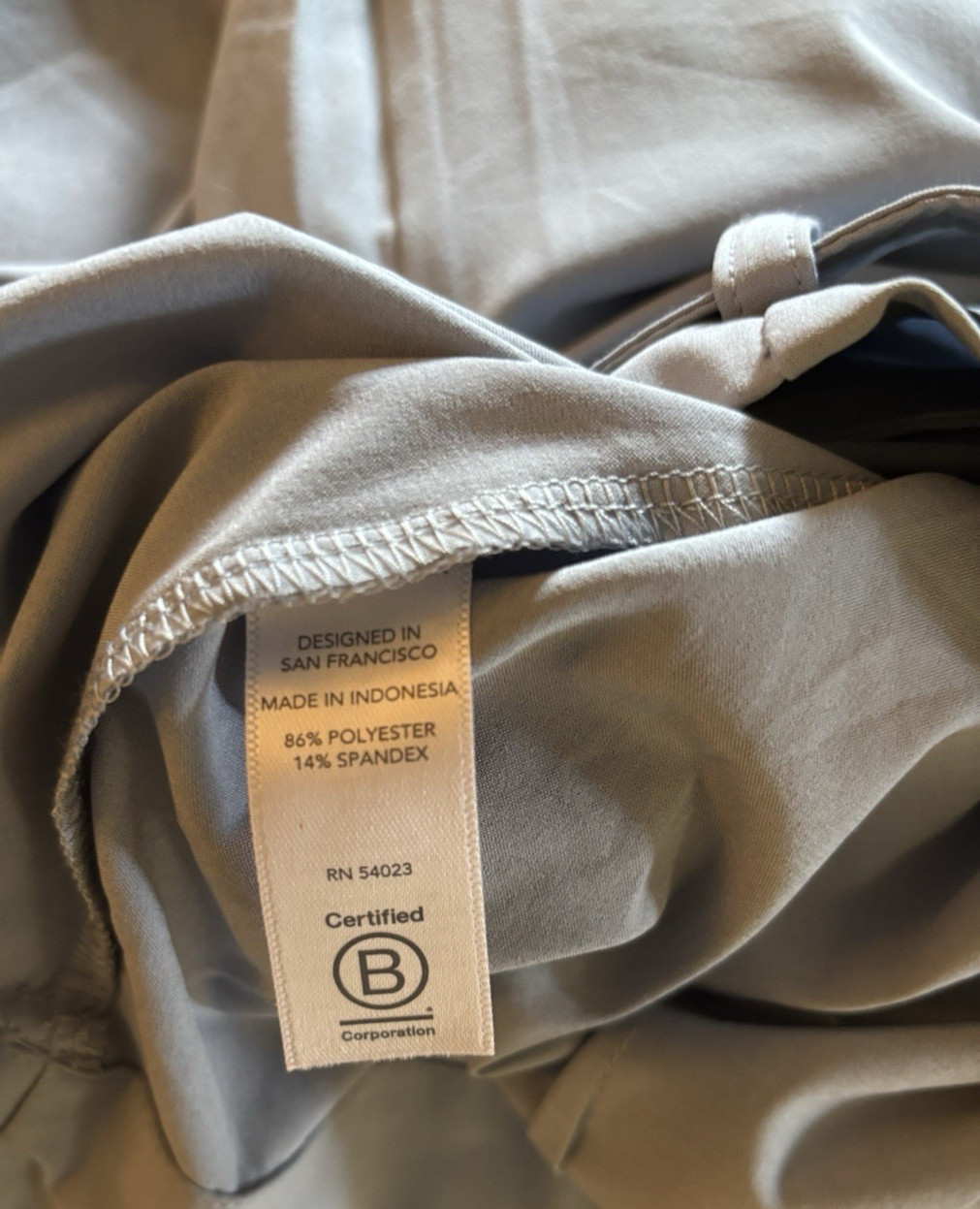 ATHLETA POWDER BLUE SKYLINE PANT II POLY/SPANDEX BLEND PANTS SIZE 6
