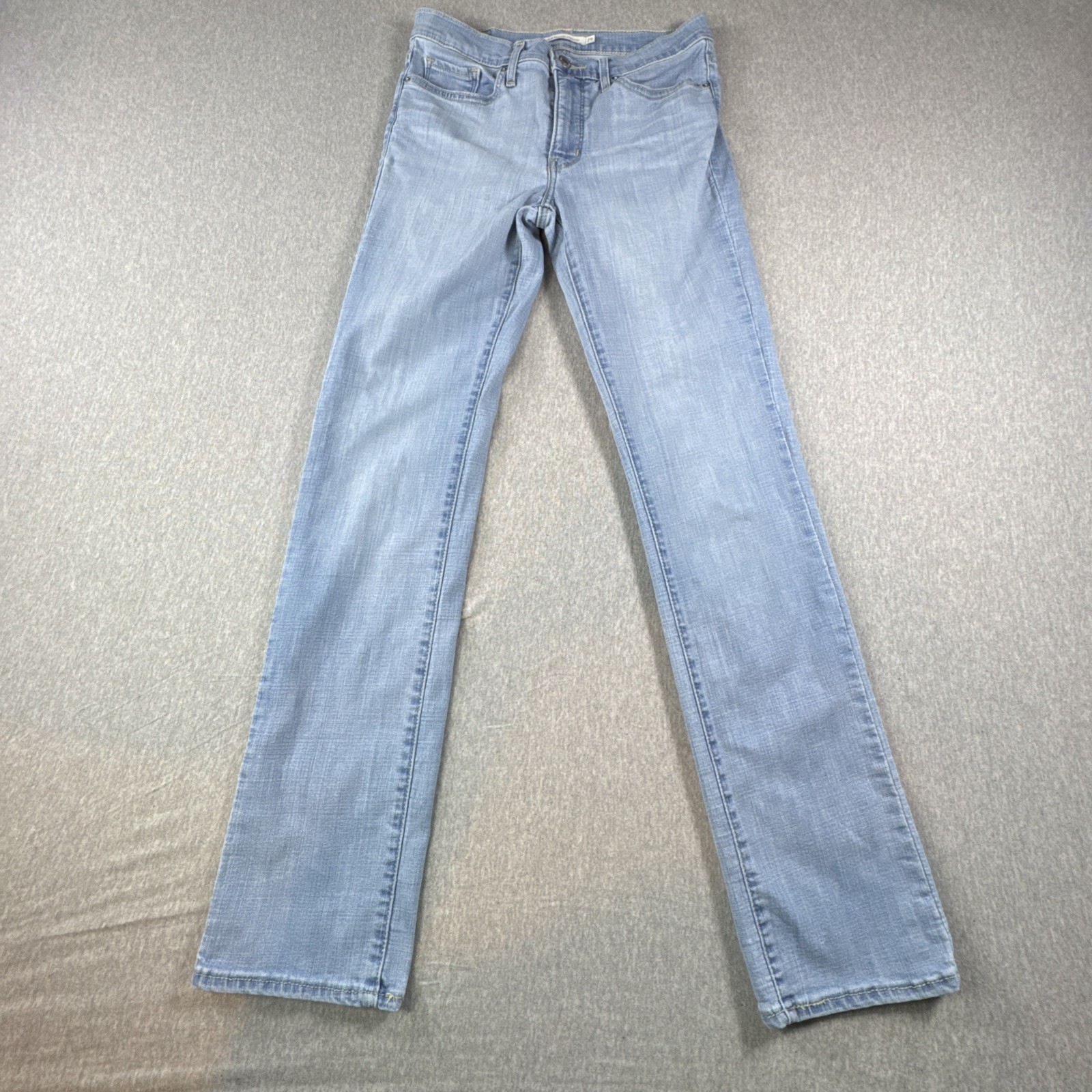 Levi’s jeans 314 Shaping Straight Leg Size 29×32 Light Wash Stretch Blue Denim