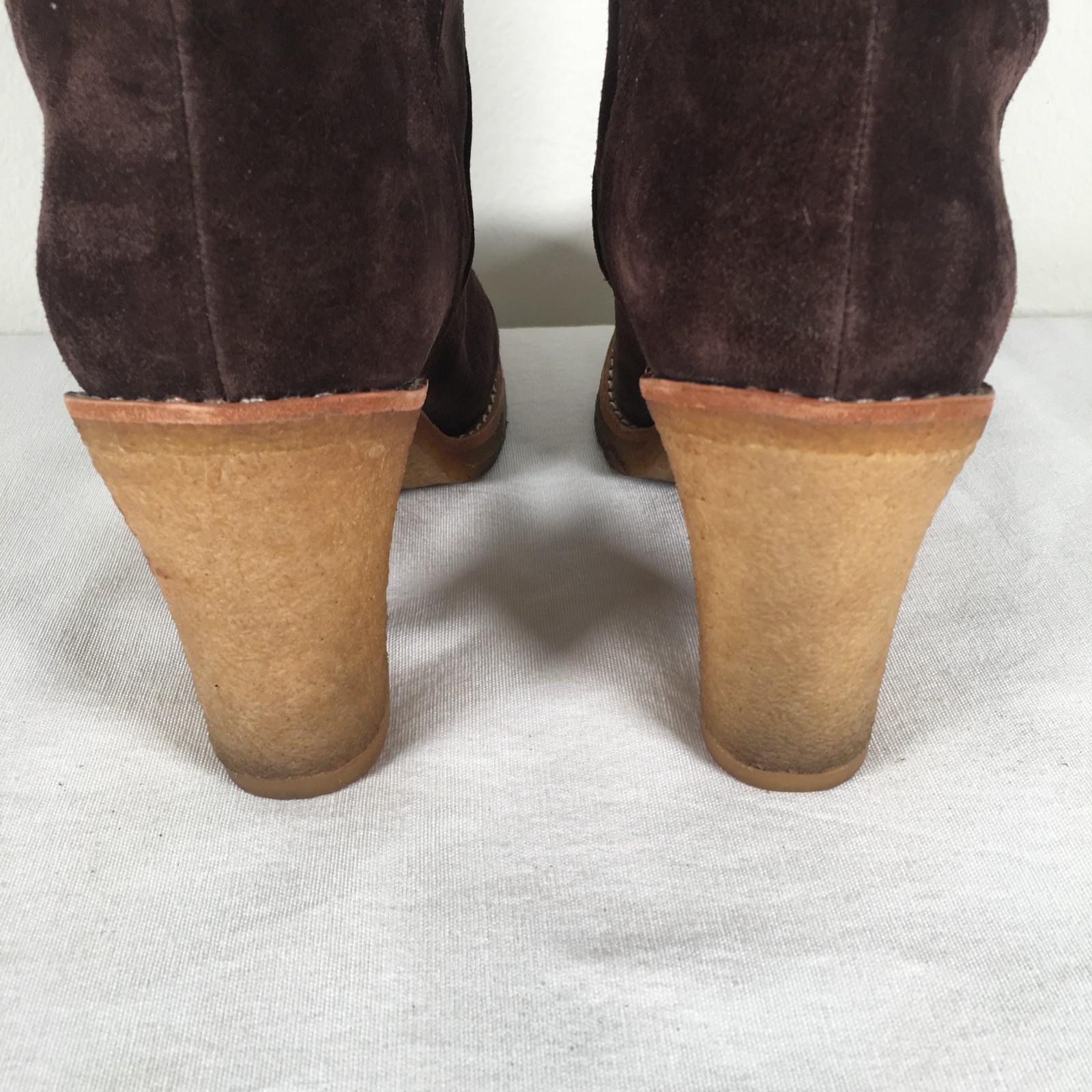 UGG Australia Chocolate Suede Leather Knee High Heel Boot Pull-On Women’s 8