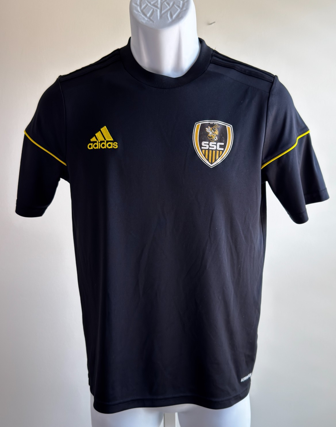 adidas Youth Size L 13/14 Black Soccer Training Jersey Tee SSC Crest Aeroready