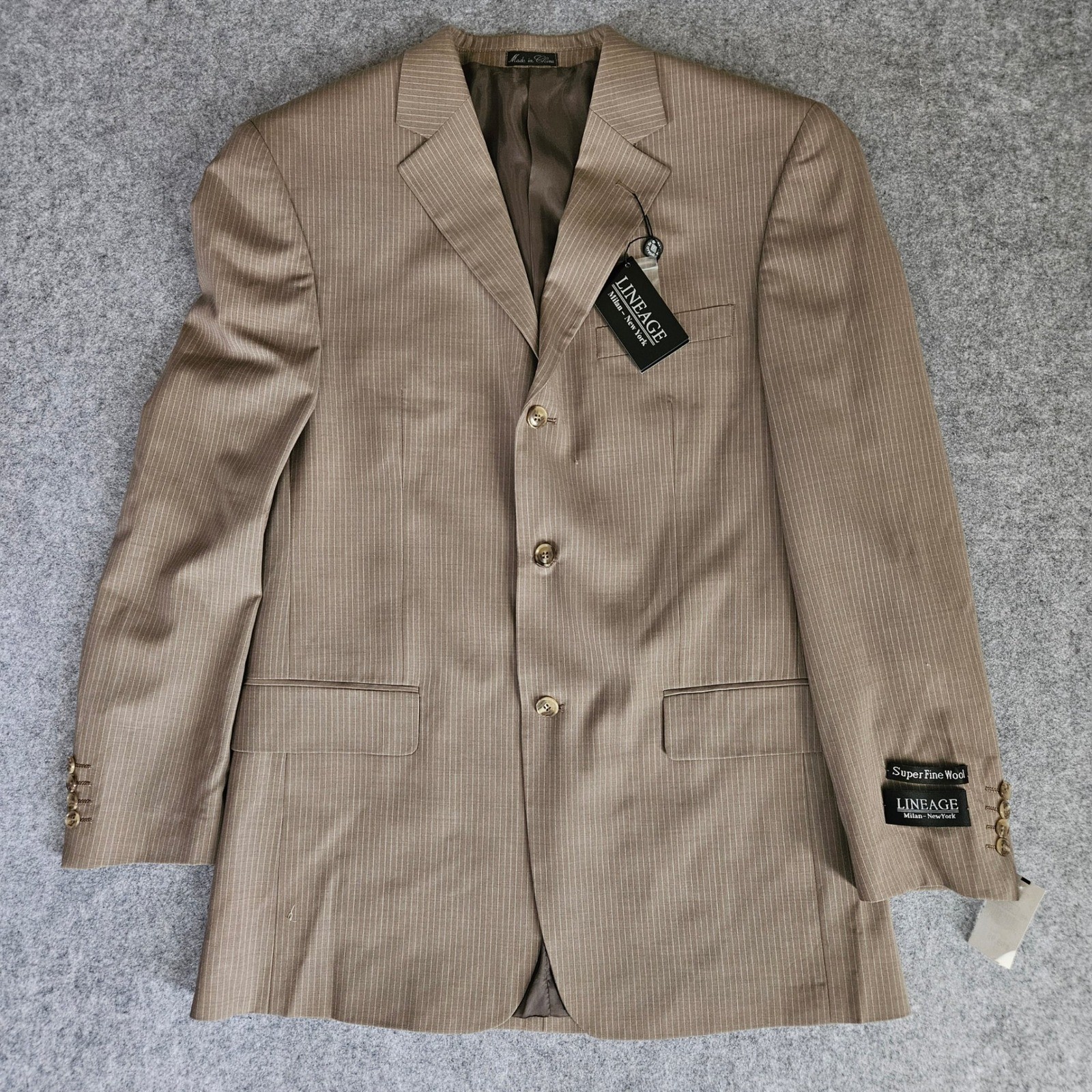 Lineage Milan-New York Mens Tan Pinstripe Super Fine Wool 2-Piece Suit 41L 35×35