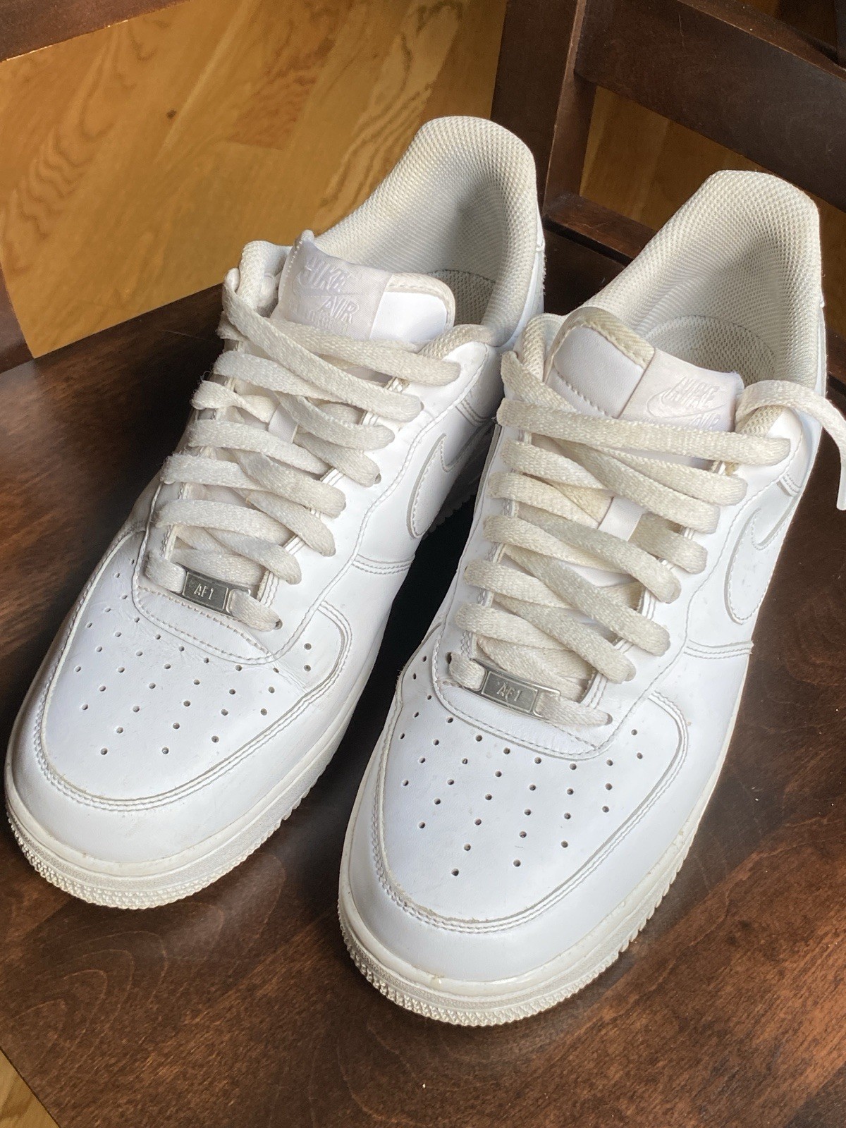 Nike Air Force 1 ’07 Triple White Size 9.5 Sneakers CW 2288-111