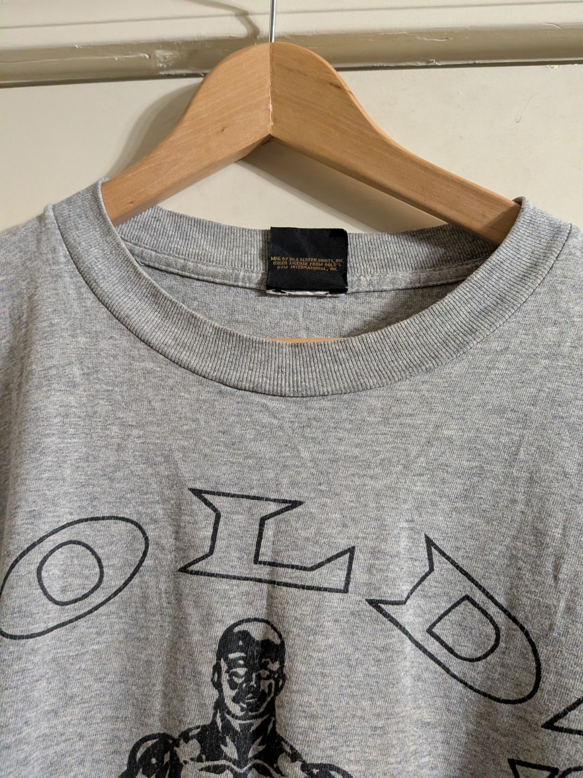 Gold’s Gym Vintage 100% Authentic Men’s Gray XL Training Tee Legendary Gym Gear