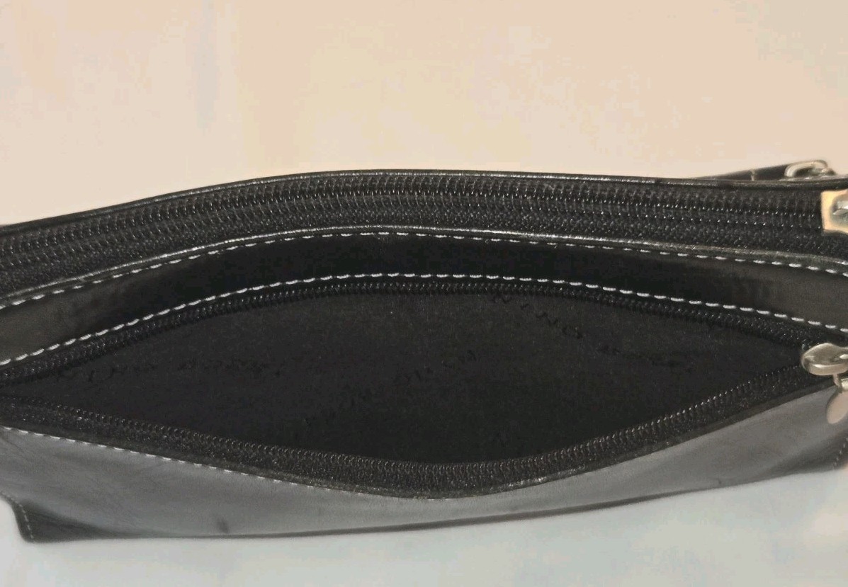 Nino Bossi Black Leather Double Push Lock • Zip Clutch Wallet Wristlet • EUC