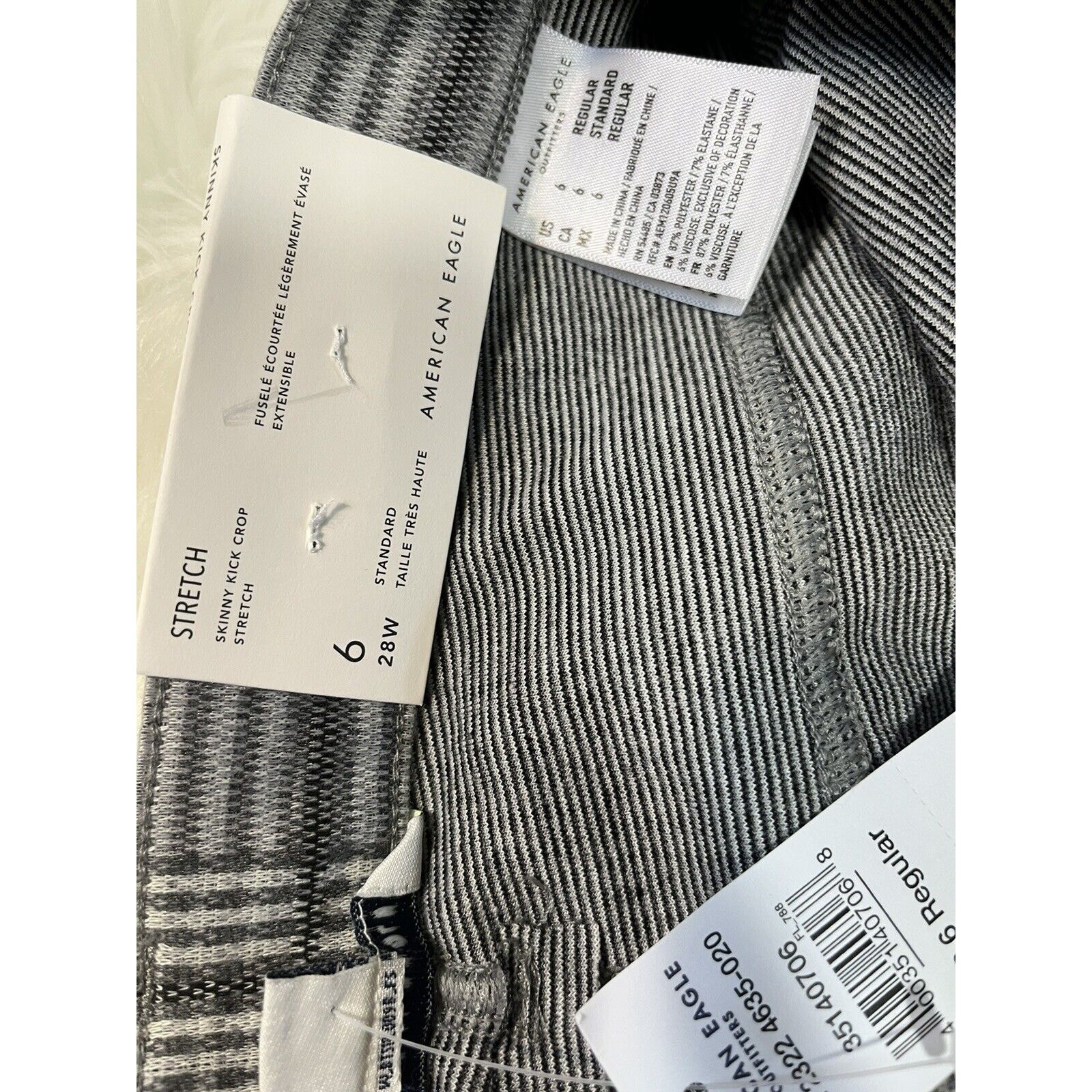American Eagle Skinny Kick Crop Flare Pants Gray Plaid NWT Size 6 28W Regular