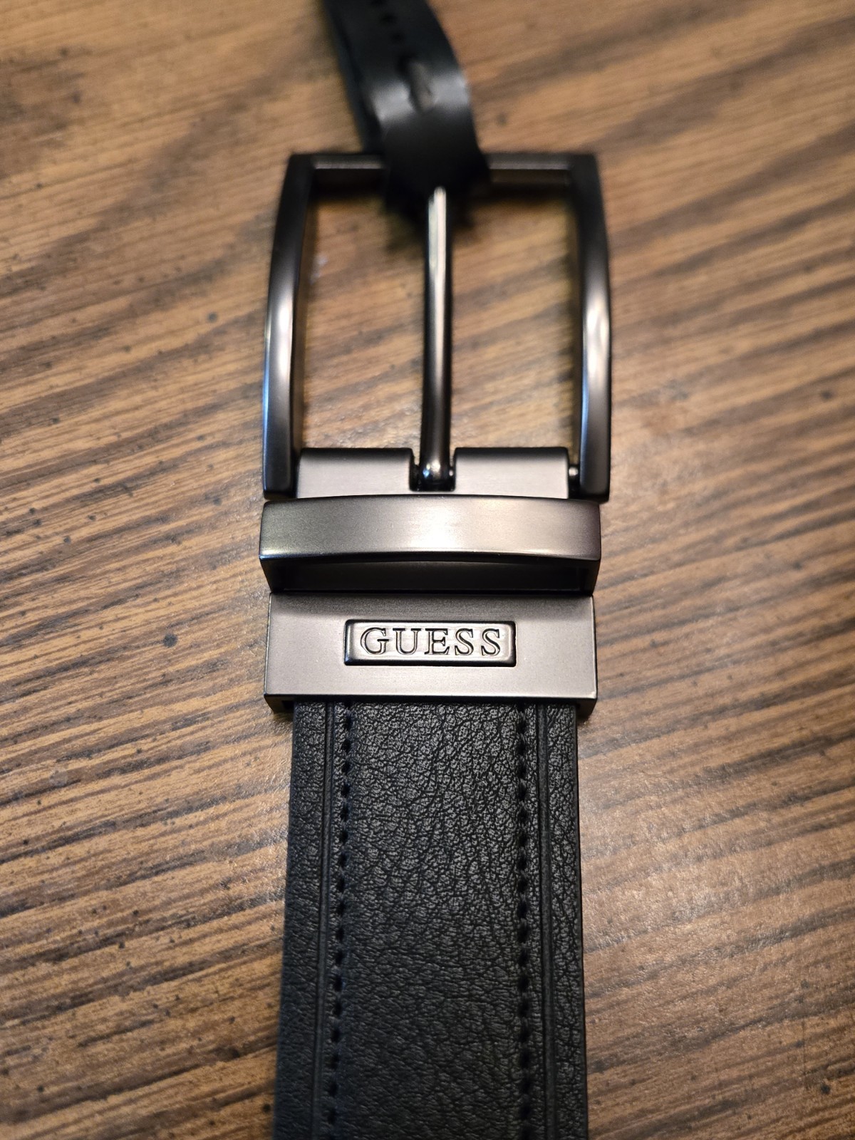 Mens GUESS Reversible Leather Belt Black/Brown NEW Size Medium 34/36 MSRP $49