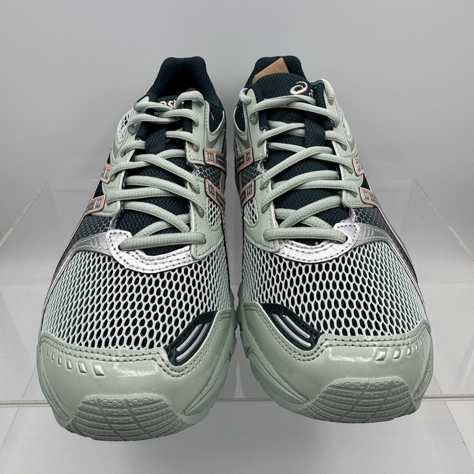 Brand New Asics Gel-DS Trainer 14 Lichen Rock Silver 1203A607-300 Men’s Size 9