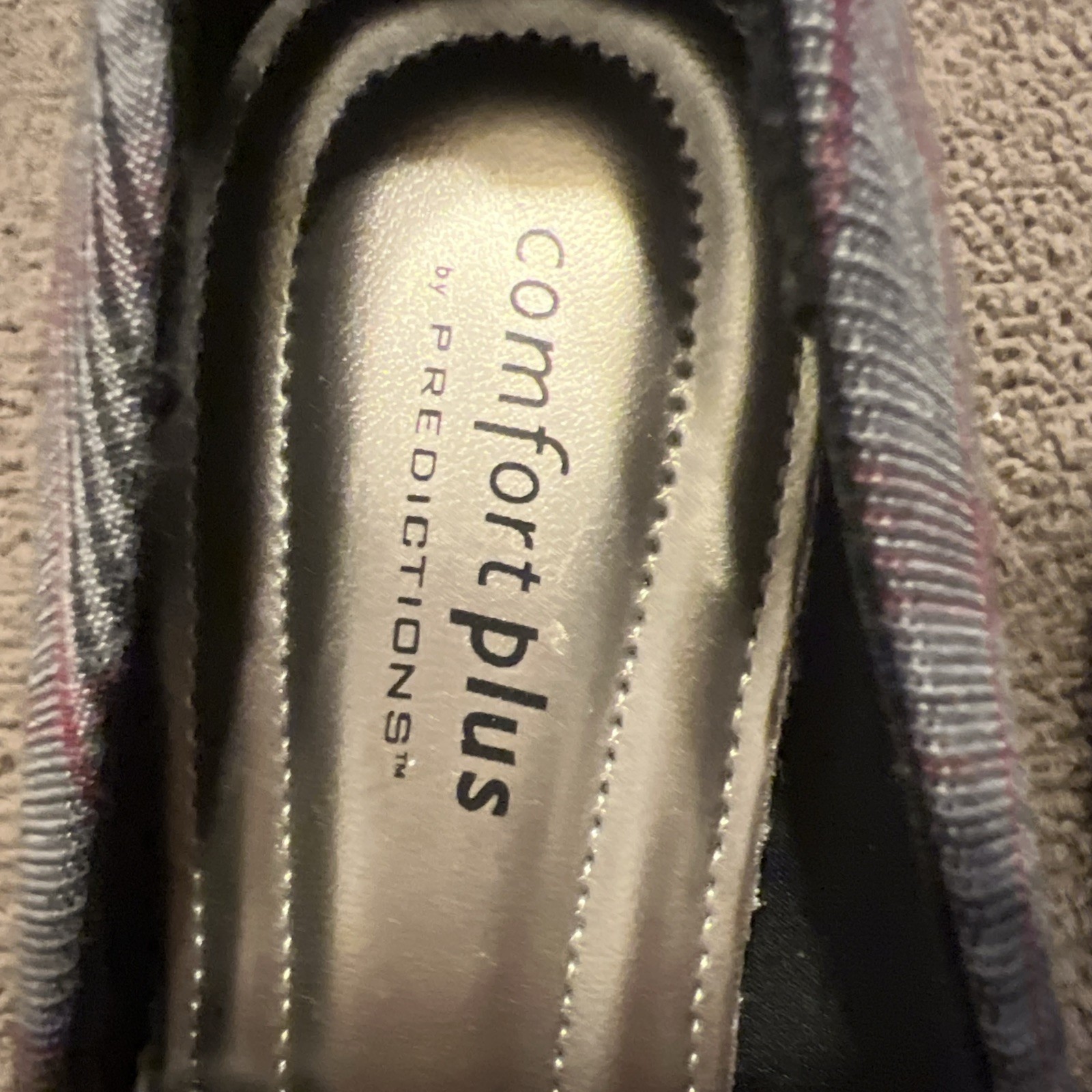 COMFORT PLUS by Predictions Gray Plaid Pumps Heels Shoes Womens Size 7 1/2 NWT