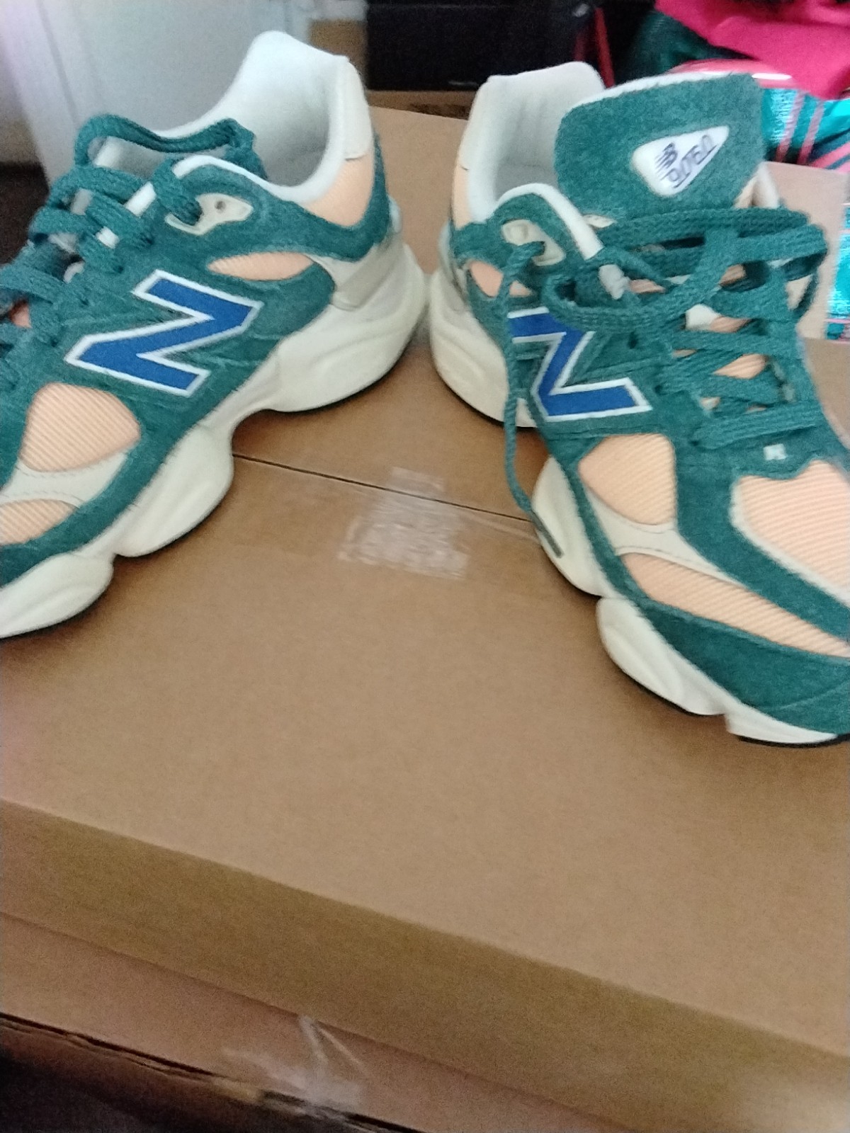 New Balance 9060 New Spruce Peach Blossom GC9060GP Womens MENS Size 7 NWOB