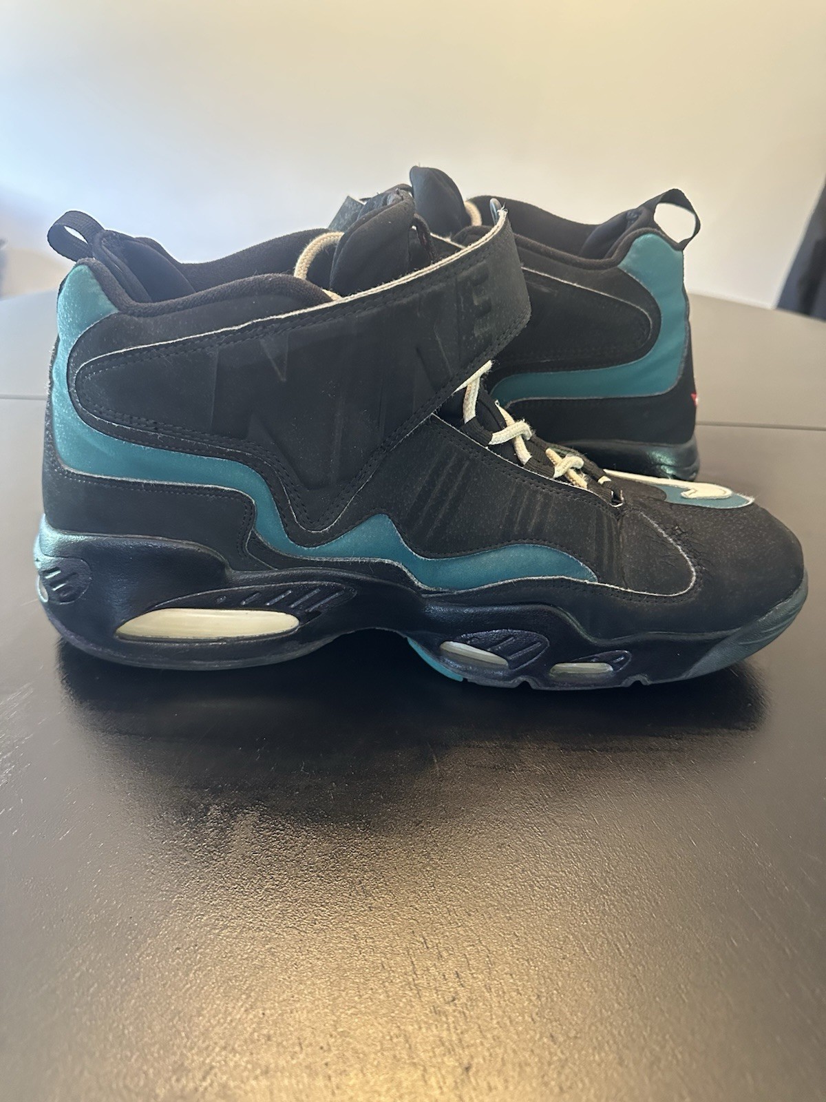 Men’s Nike Air Griffey Max 1 Freshwater size 13. Ken Griffey Jr.