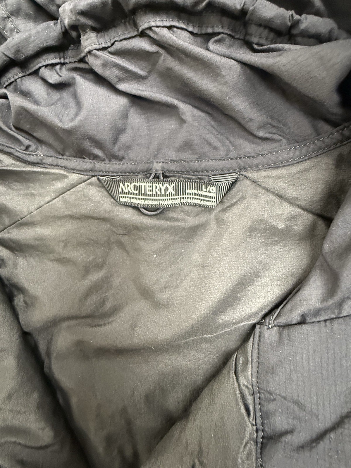 Arc’teryx Atom SL Men’s Anorak Hoody Jacket 3/4 Zip, Black, Size L