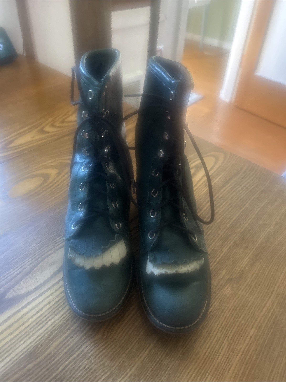 laredo boots womens