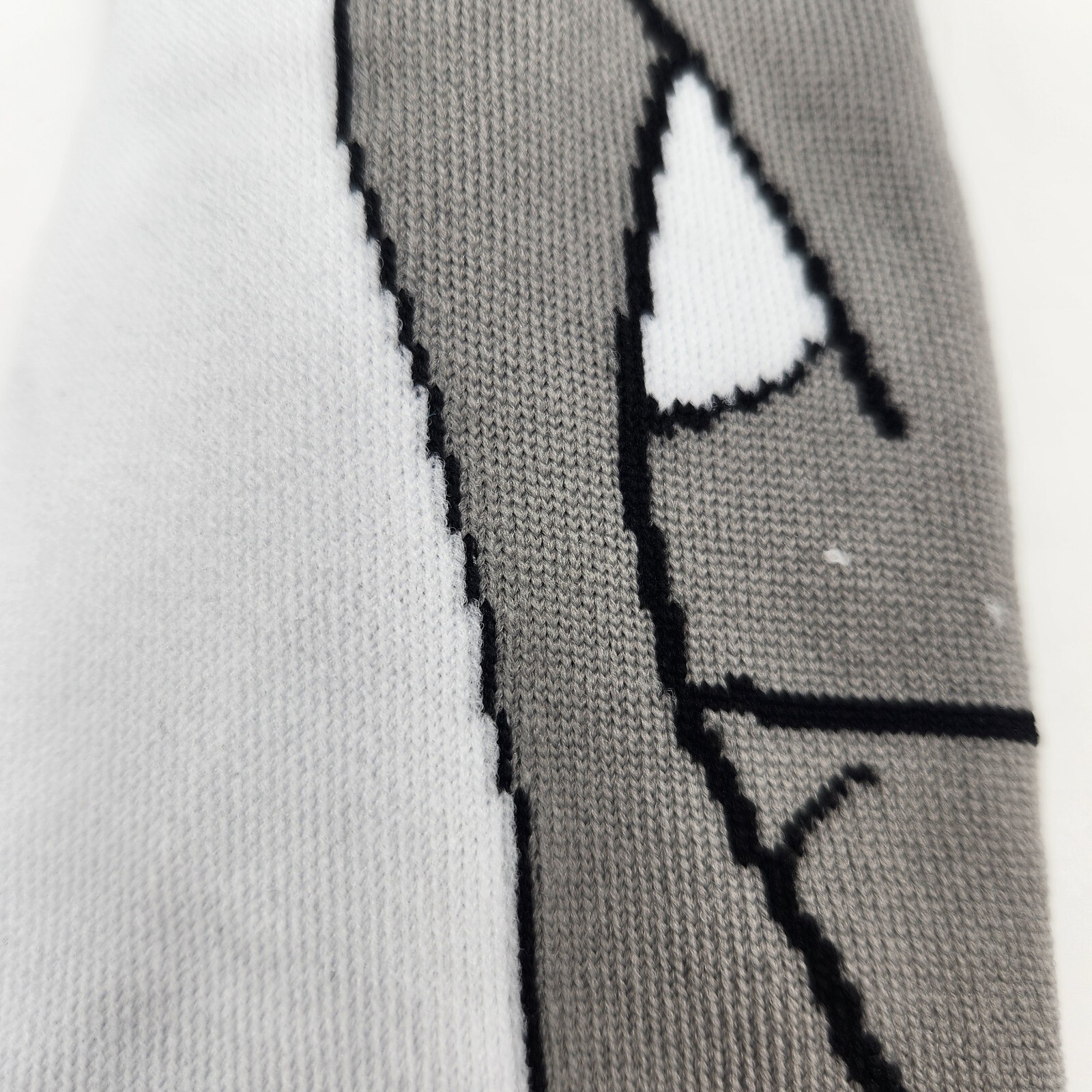 Bugs Bunny Cartoon Novelty Crew Socks, Adult Shoe Size 7-10, S1
