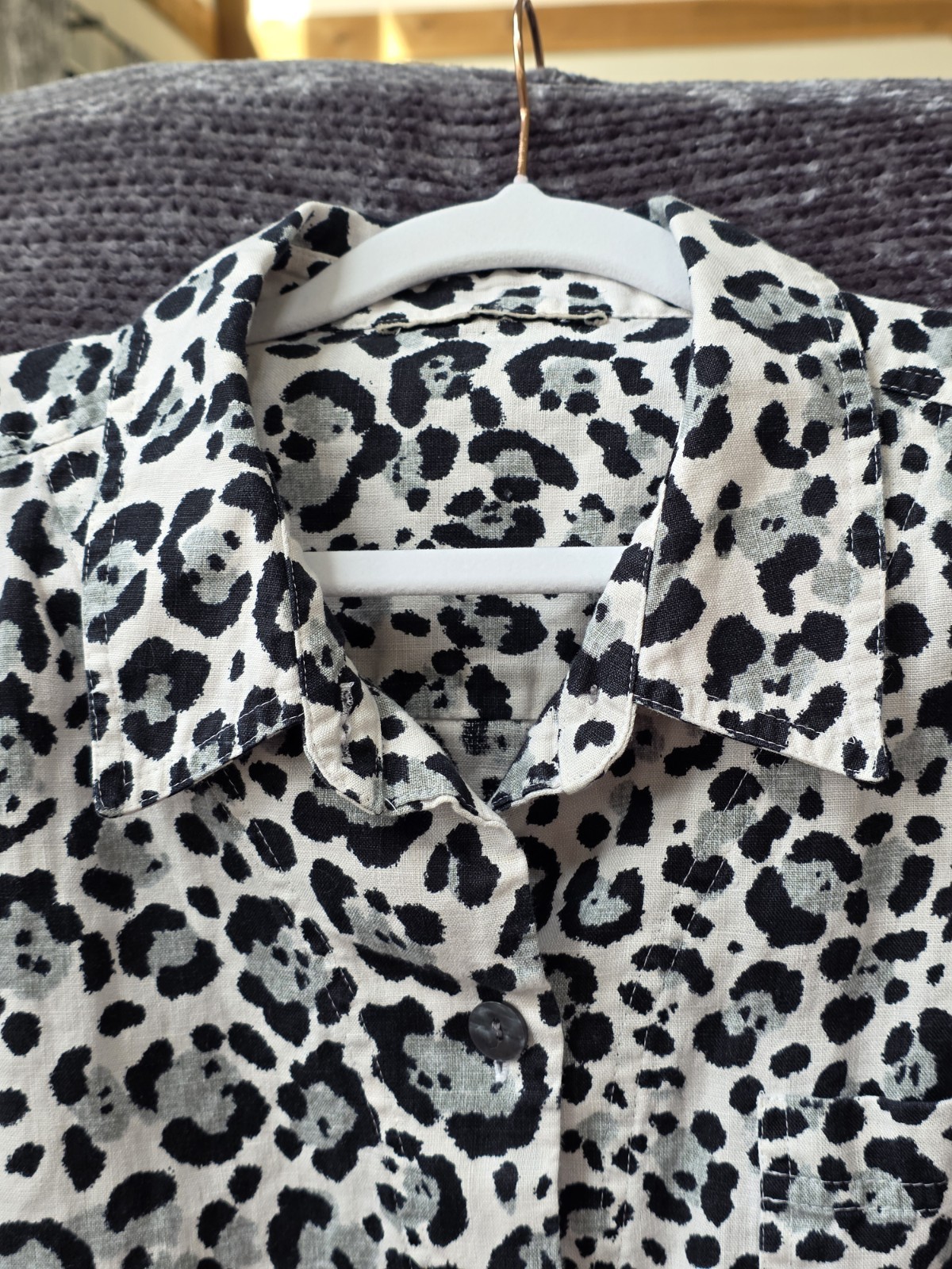 Jones New York Women’s Large Leopard Print Blouse 100% Linen Button Down 3qtr Sl
