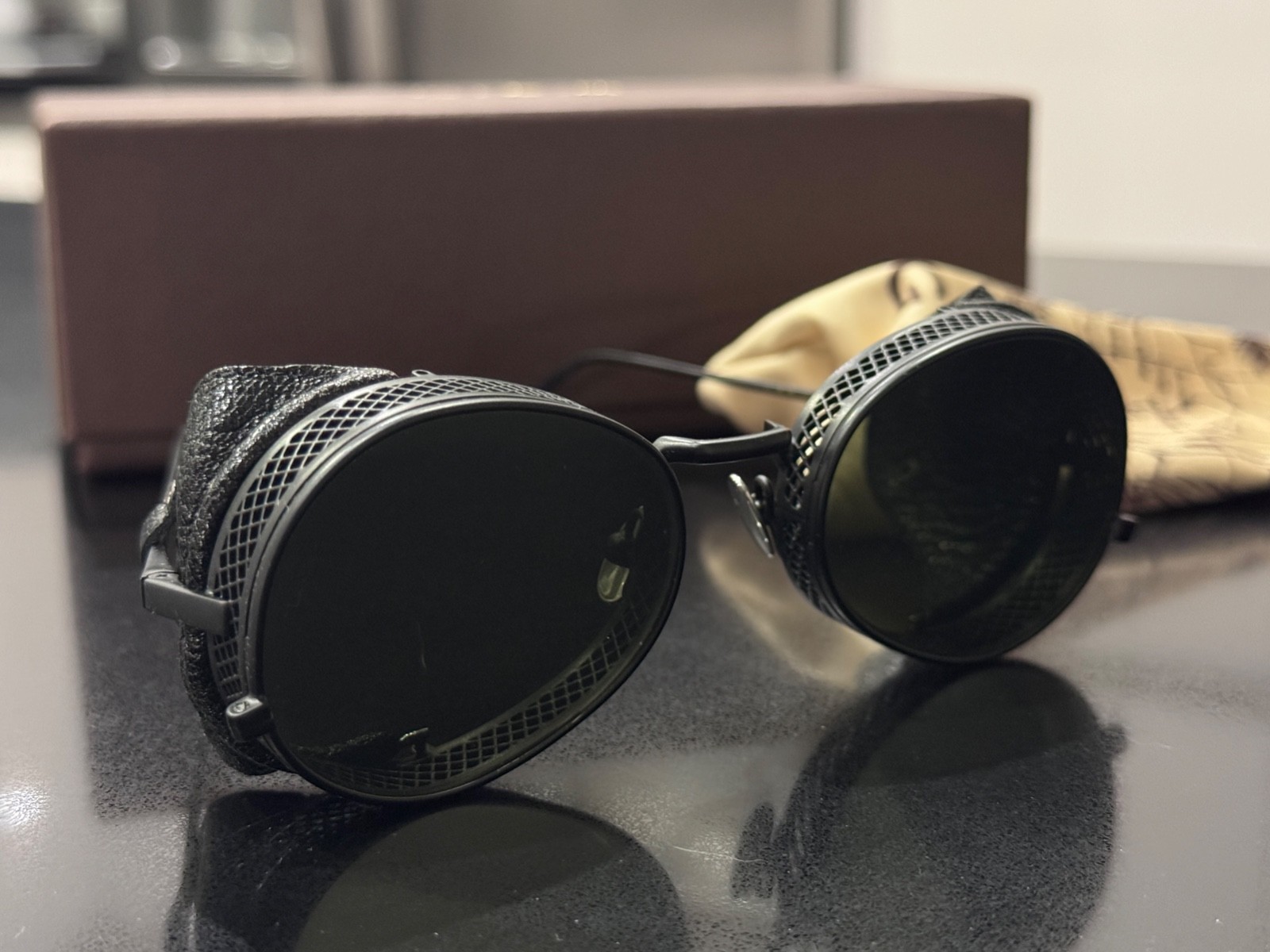 L.G.R. Tobruk Sunglasses – unisex