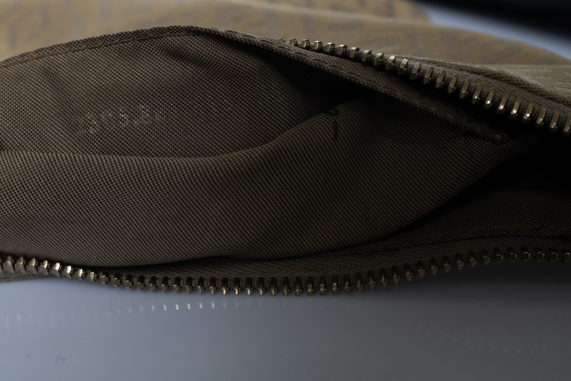 Fendi, Zucchini Ff Oyster Shoulder Bag In Beige Female Brown One Size