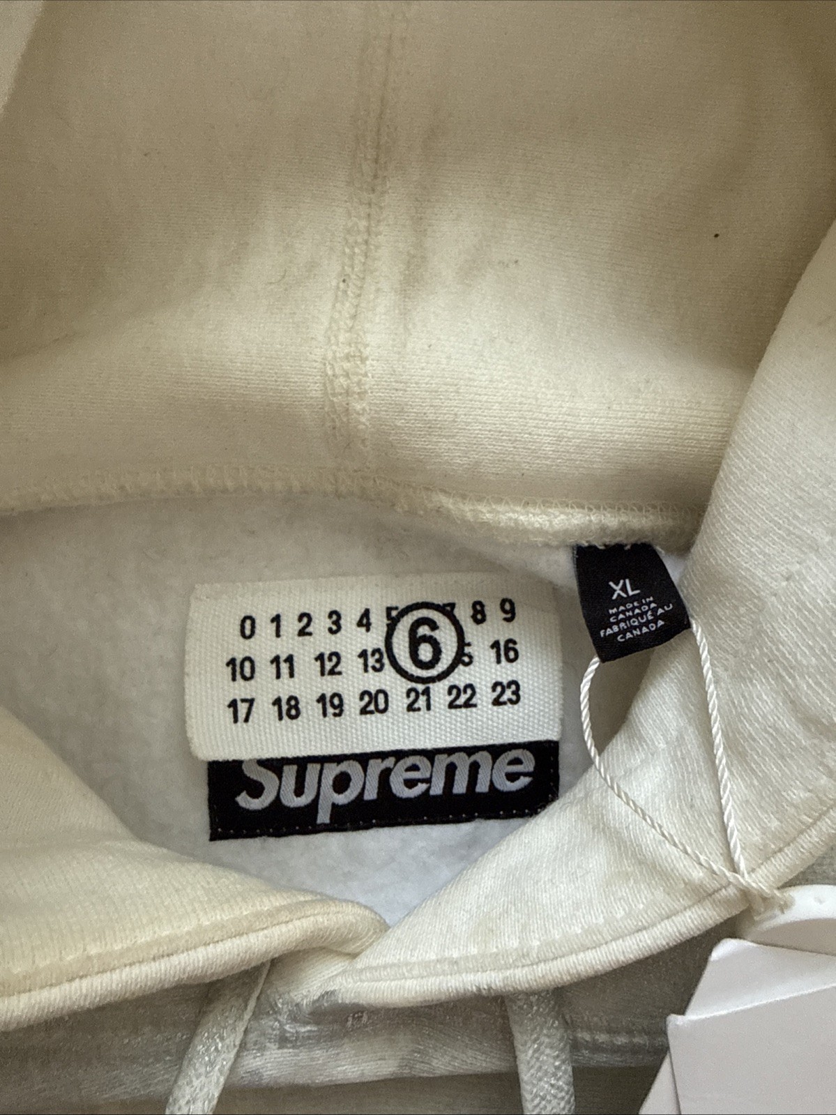 Supreme MM6 Maison Margiela Foil Box Logo Hooded Sweatshirt White Size XL C22