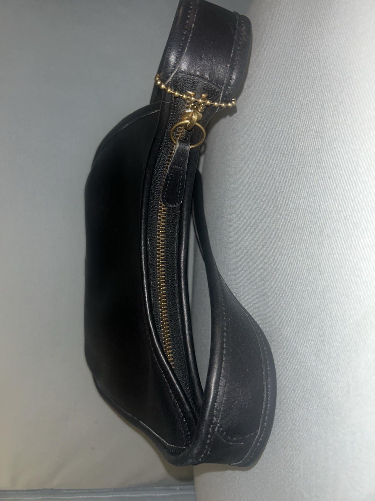 Vintage COACH Ergo Mini Zip Leather Black Coach 9020 Shoulder Bag Purse Rare