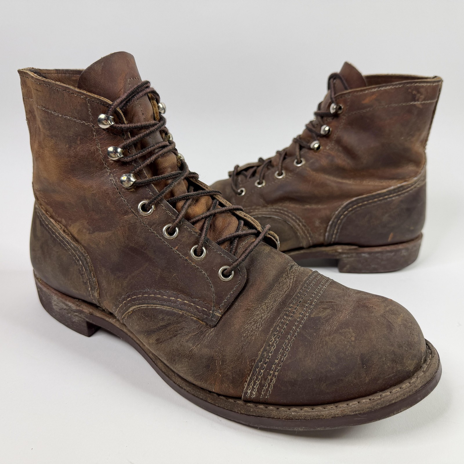 Red Wing Shoes 8085 Boots Mens Size 10.5 D Brown Leather Iron Ranger Vibram USA