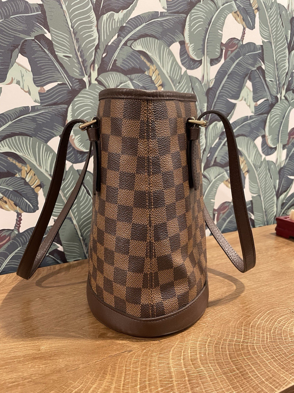 Louis Vuitton Damier Ebene Marais Bucket Bag 23