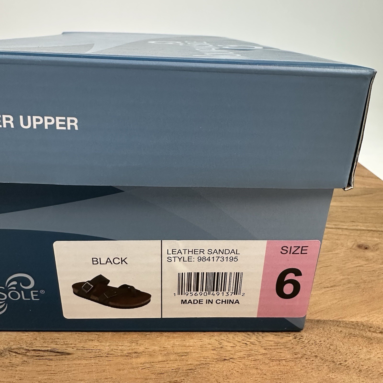 New NIB Womens Mountain Sole Black Leather Sandals Shoes Size 6