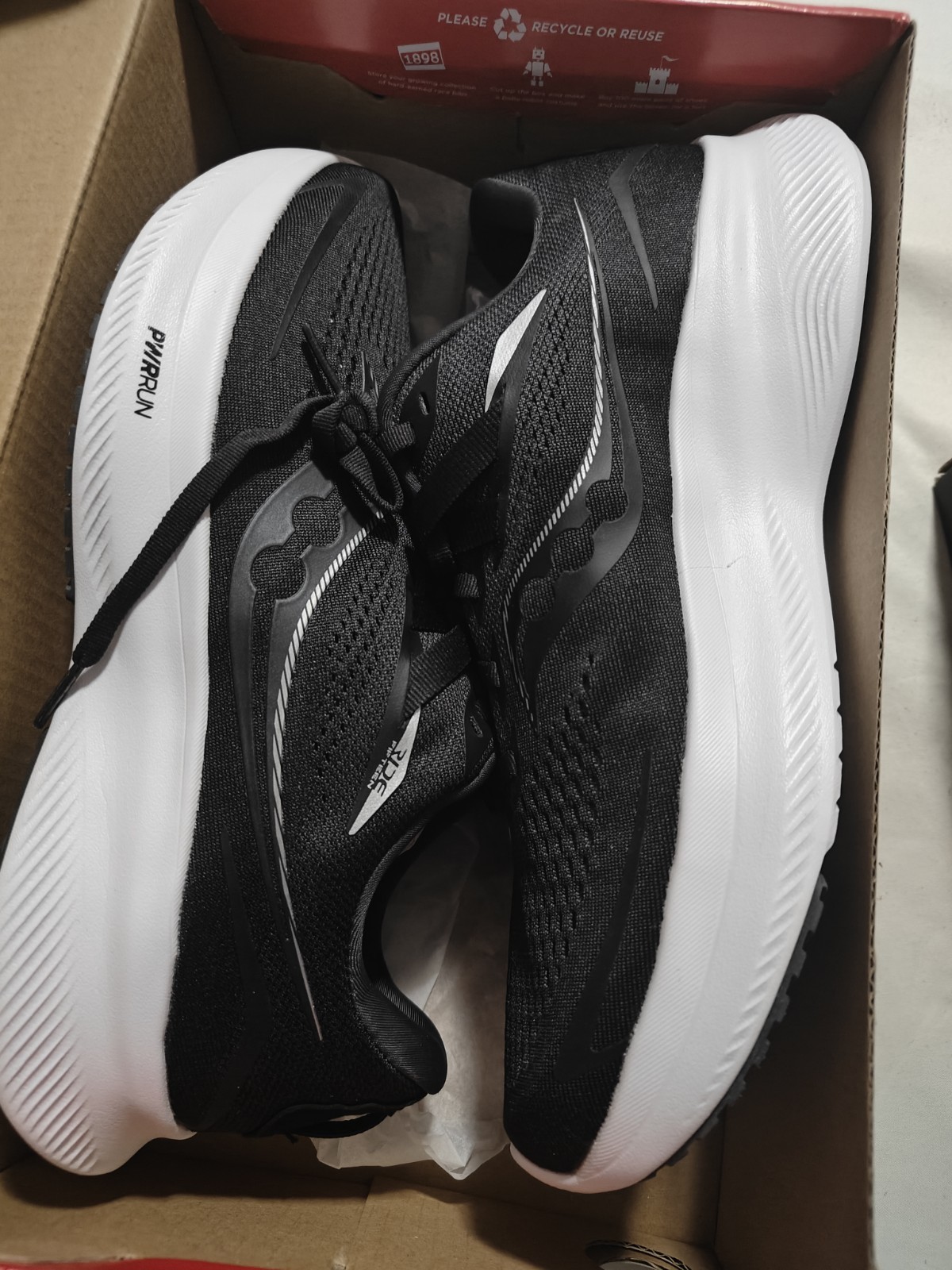 New Saucony Ride 15 Running Shoes Women 11 (Men’s Size 9.5) Black White Color