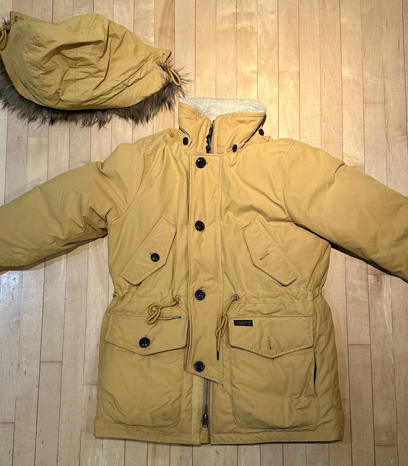 Abercrombie & Fitch Men’s L Down Parka Yellow Heavy Winter Coat Faux Fur Hood