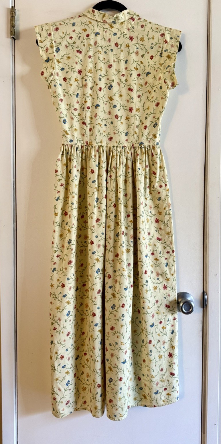 Size Small Christy Dawn Piper Midi Dress in Wildflower Field