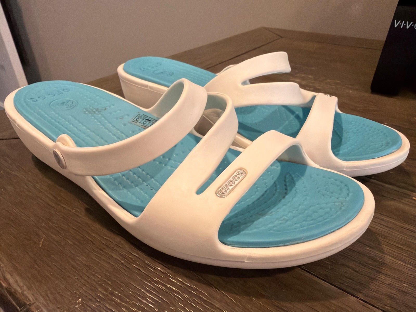 CROCS Kadee II White with Aqua Insole Flat Slide Sandals Women’s 8