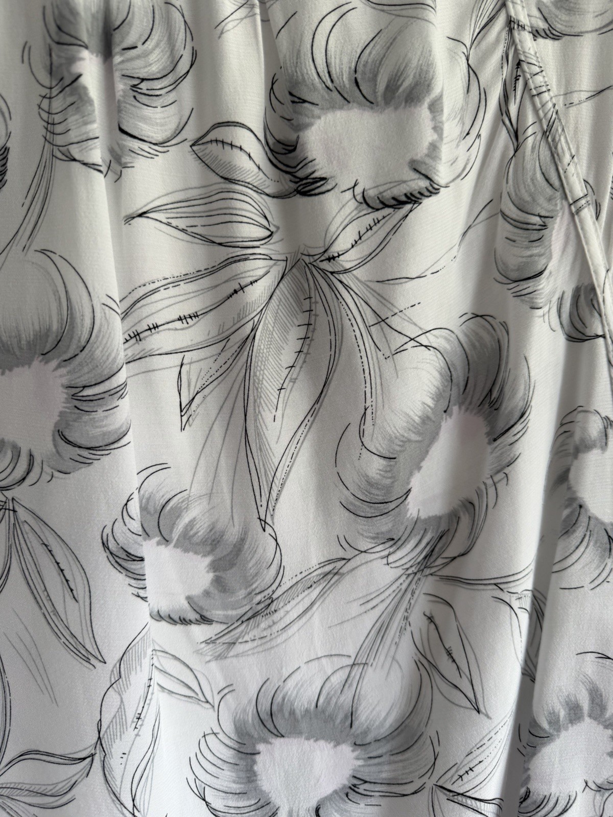 Mint Velvet Size 10 Pale Grey Floral Sketch Blouse Top Long Fluted Sleeves