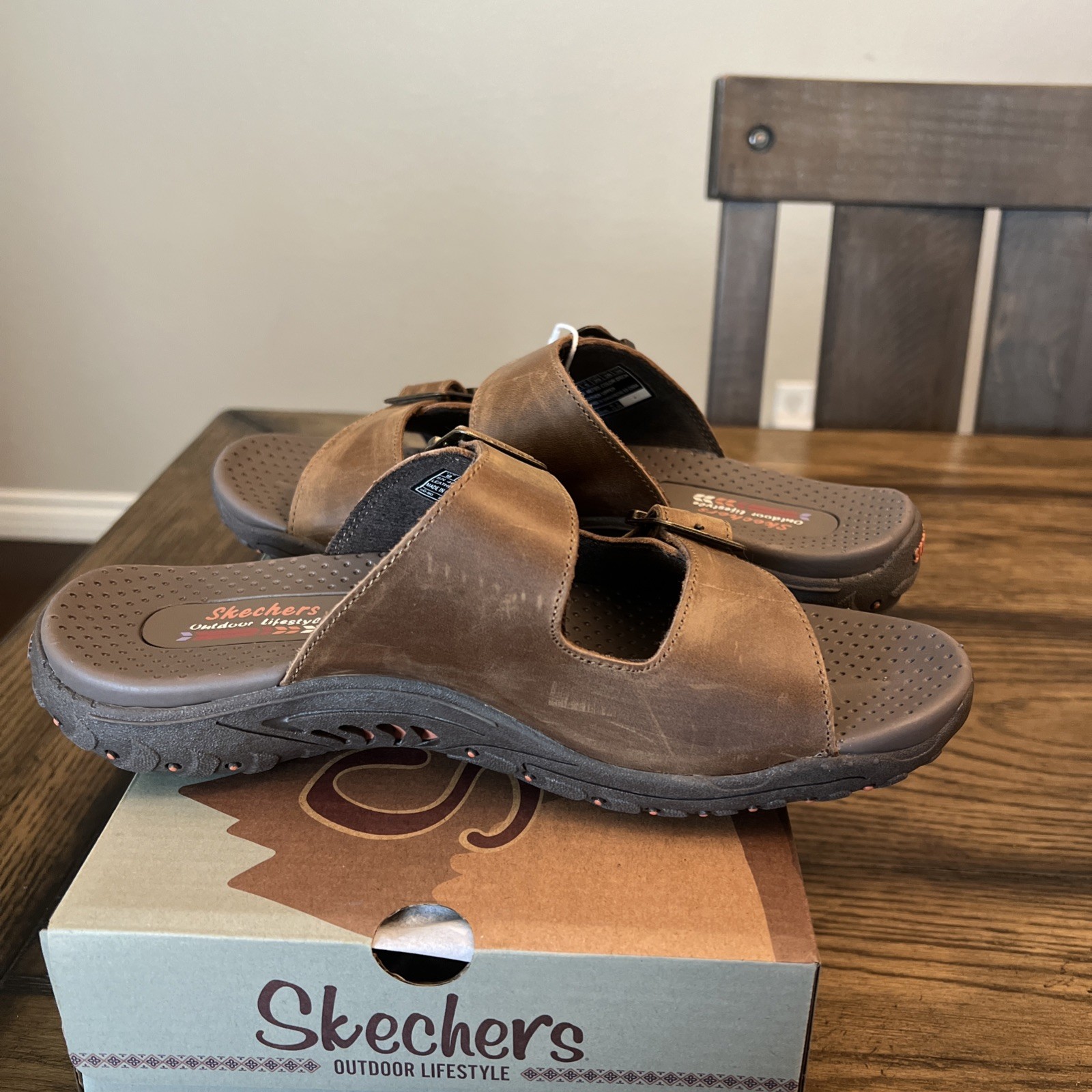 Sketchers Reggae Jammin’ Women 11 Wide Dual Strap Leather Open Toe Sandals …R19